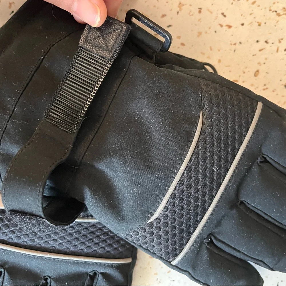 Waterproof Winter Cold Weather Ski Gloves for Boys & Girls 3M Thinsulate Warm